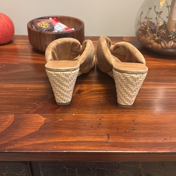 STAUD women’s Dahlia suede espadrille wedge sandals - Picture 4 of 16